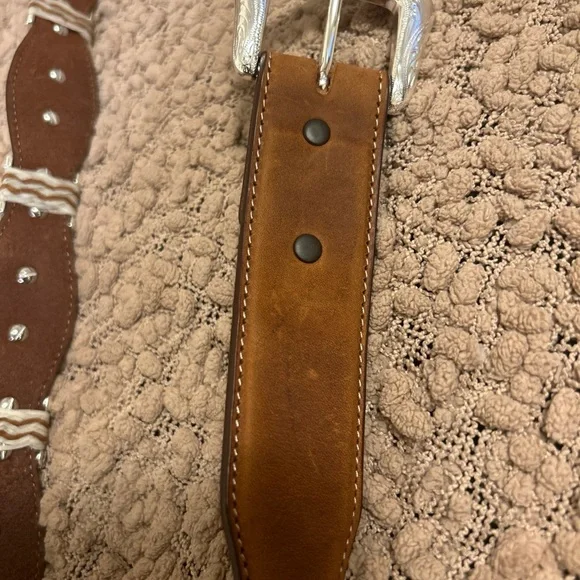 Leegin Leather Products Mens Oiled Scalloped Belt 34 Brown - Picture 13 of 16